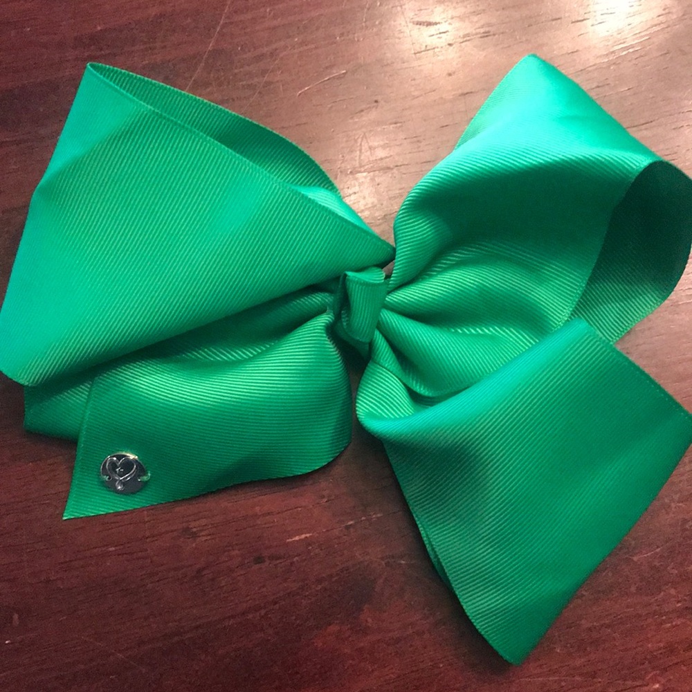 Green Jojo bow